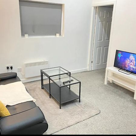 Apartment In Bham City Centre, Free Parking Sleeps 3 Birmingam Exterior foto