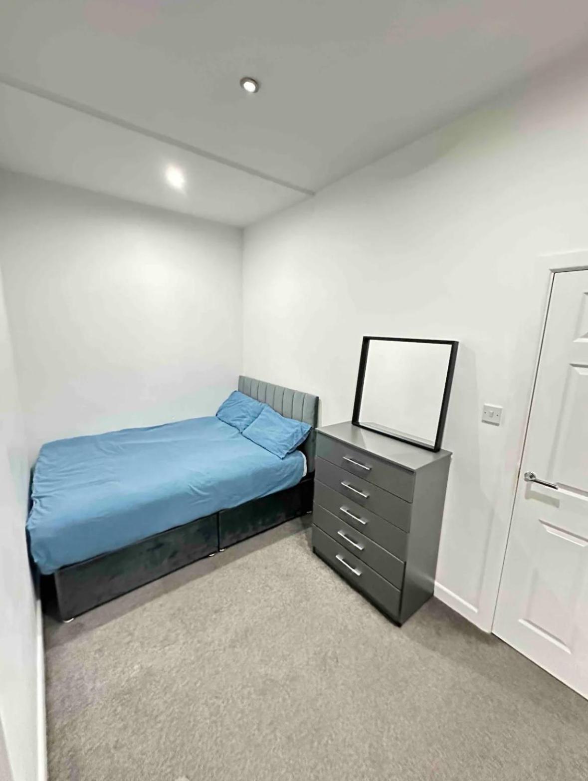 Apartment In Bham City Centre, Free Parking Sleeps 3 Birmingam Exterior foto